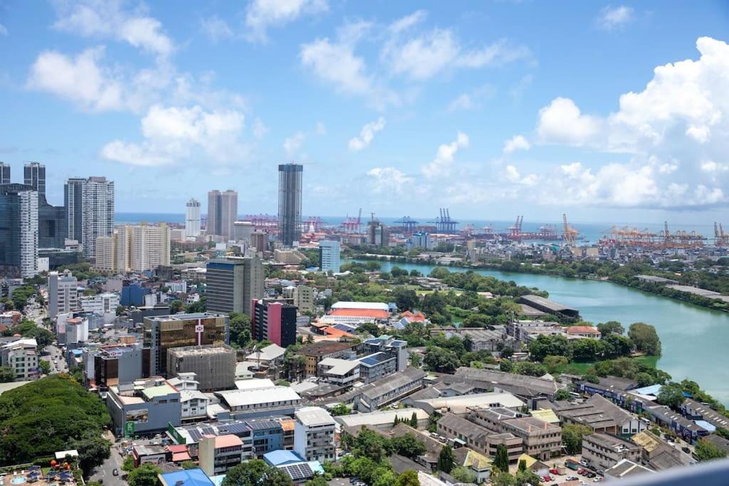 Skyline 29th-floor Tri-zen Luxury *
